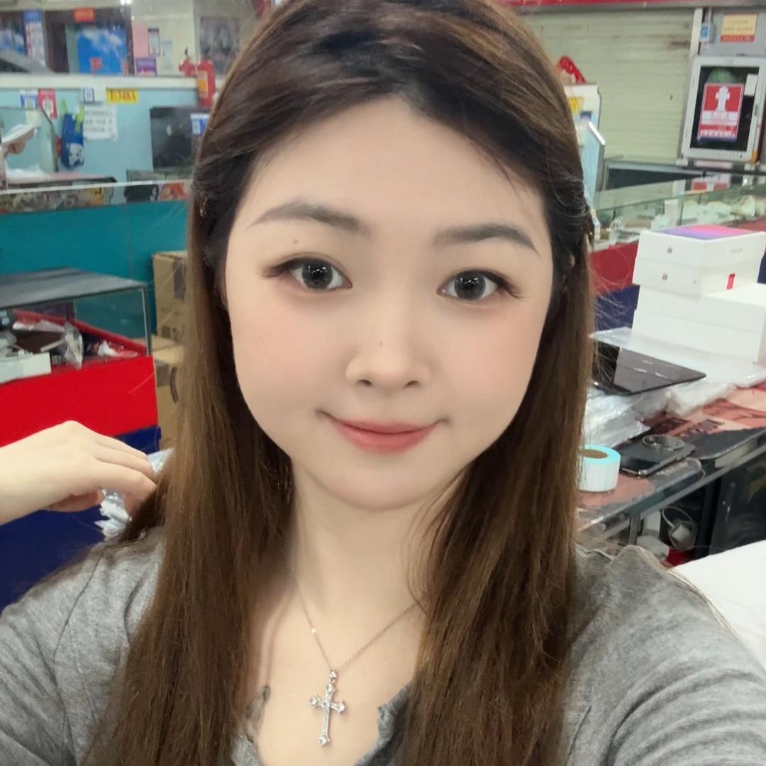 档口老板娘琳琳数码