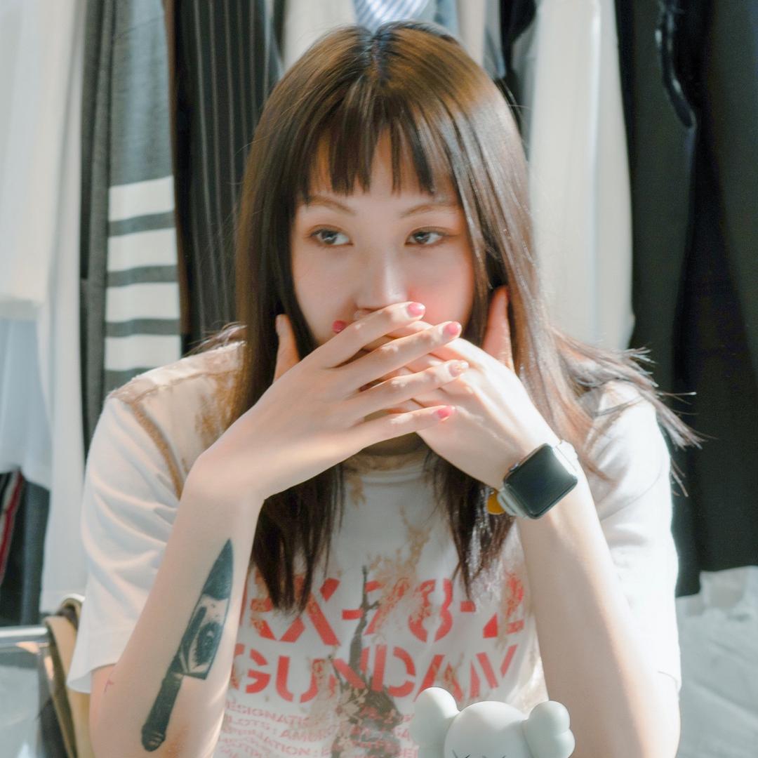 MoJane爱吃汉堡包