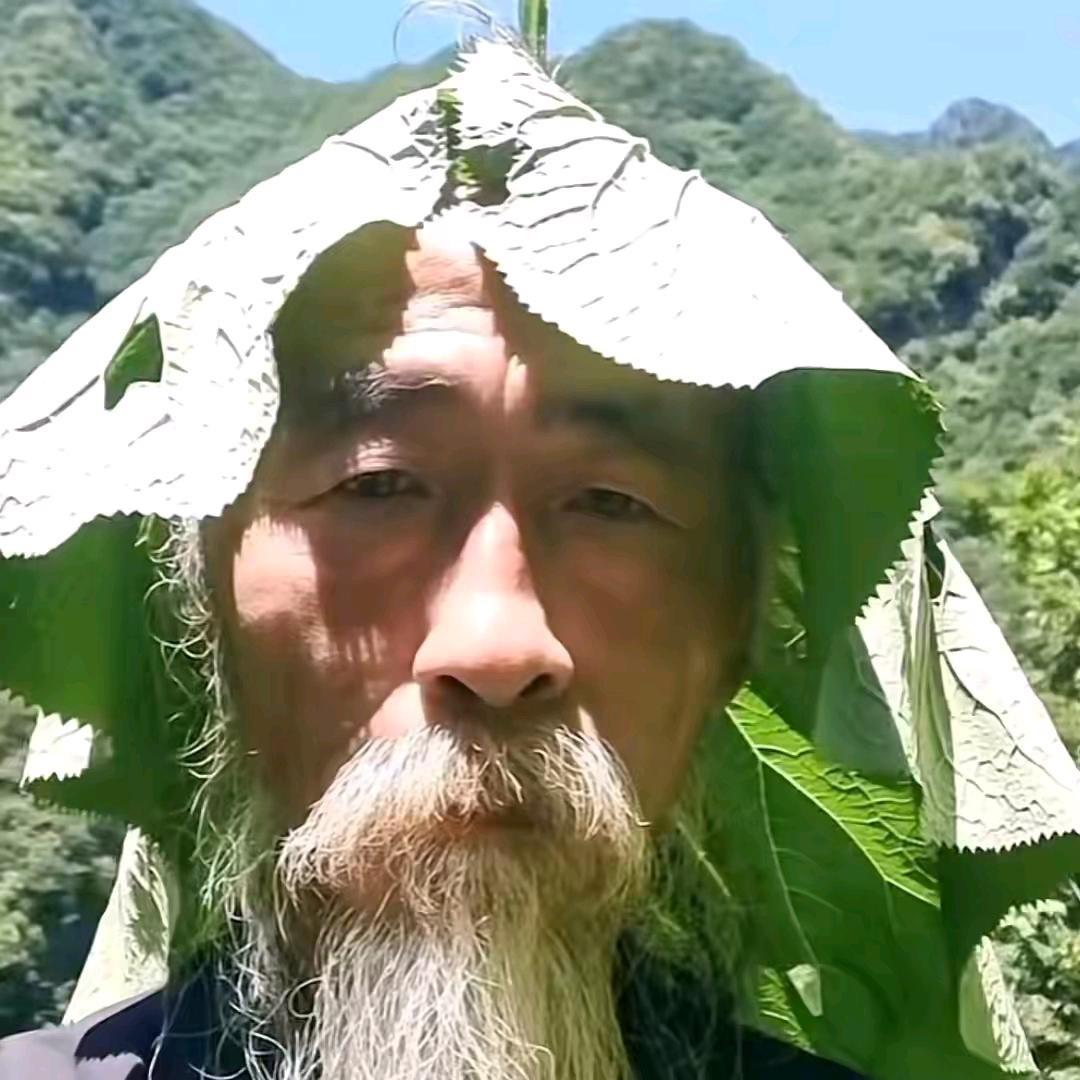 🌻🌈今天一斗吃饭了吗