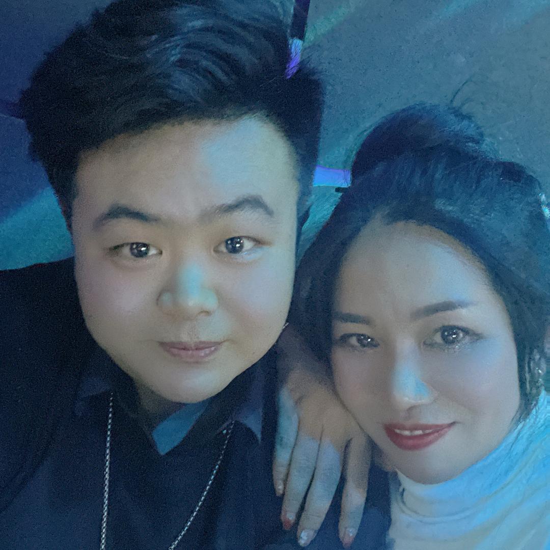 兴华台球俱乐部