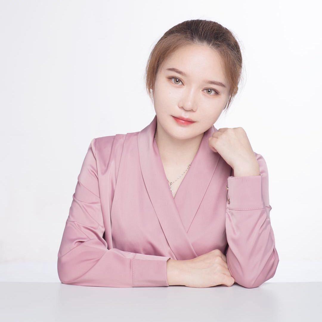 美学设计师玉琼