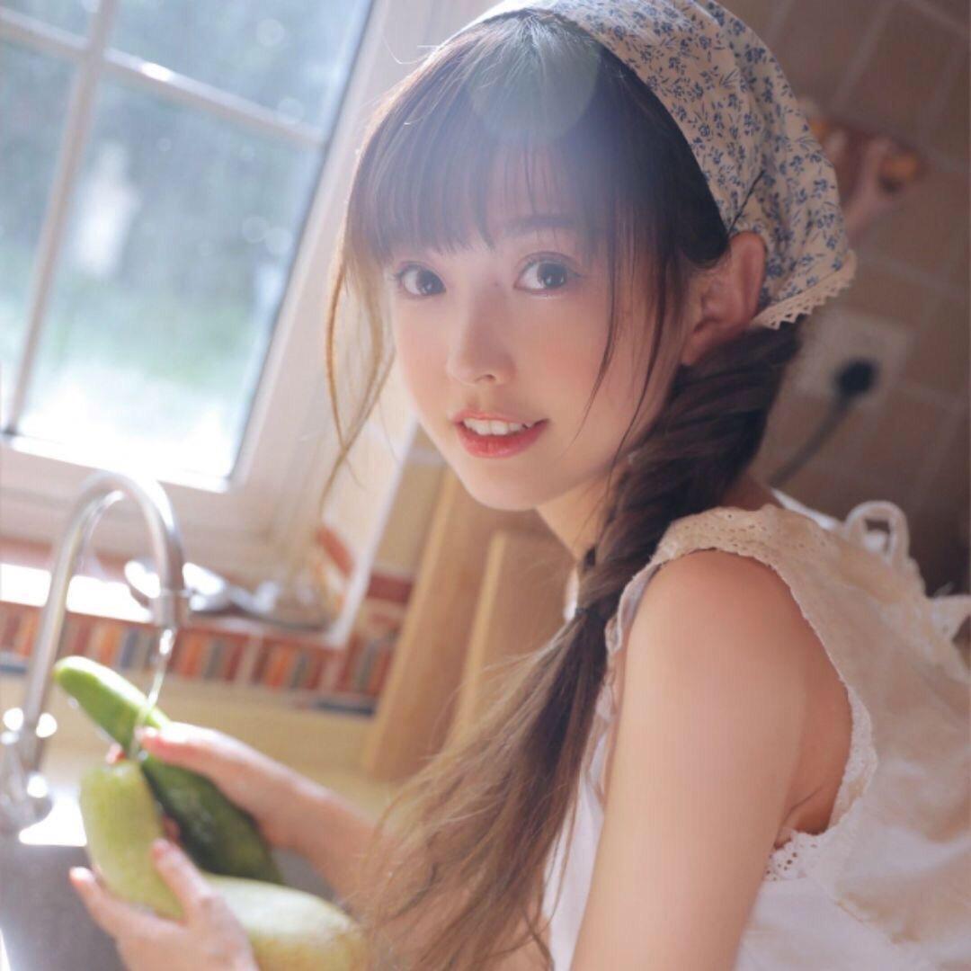 吃货李茶茶