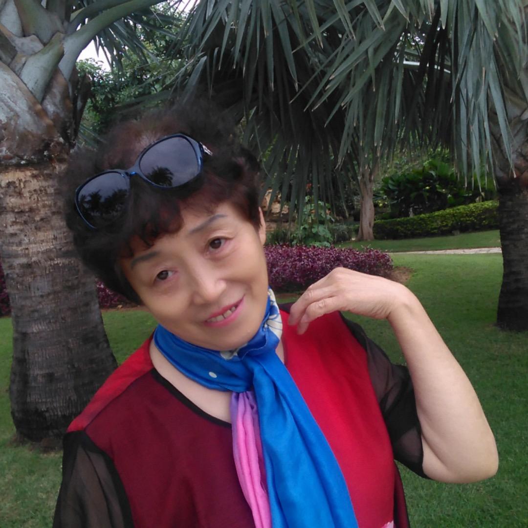 爱心姐小号@（上午9点20首播）
