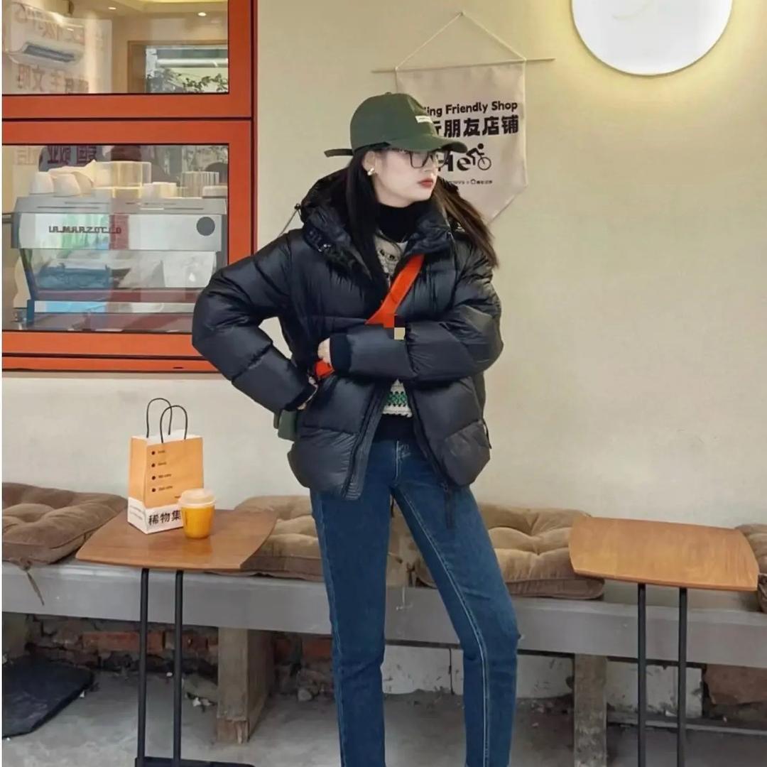 悦雅服饰工厂店