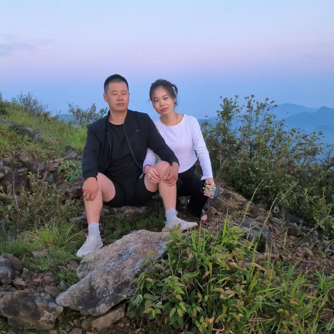 “蔡蔡”
