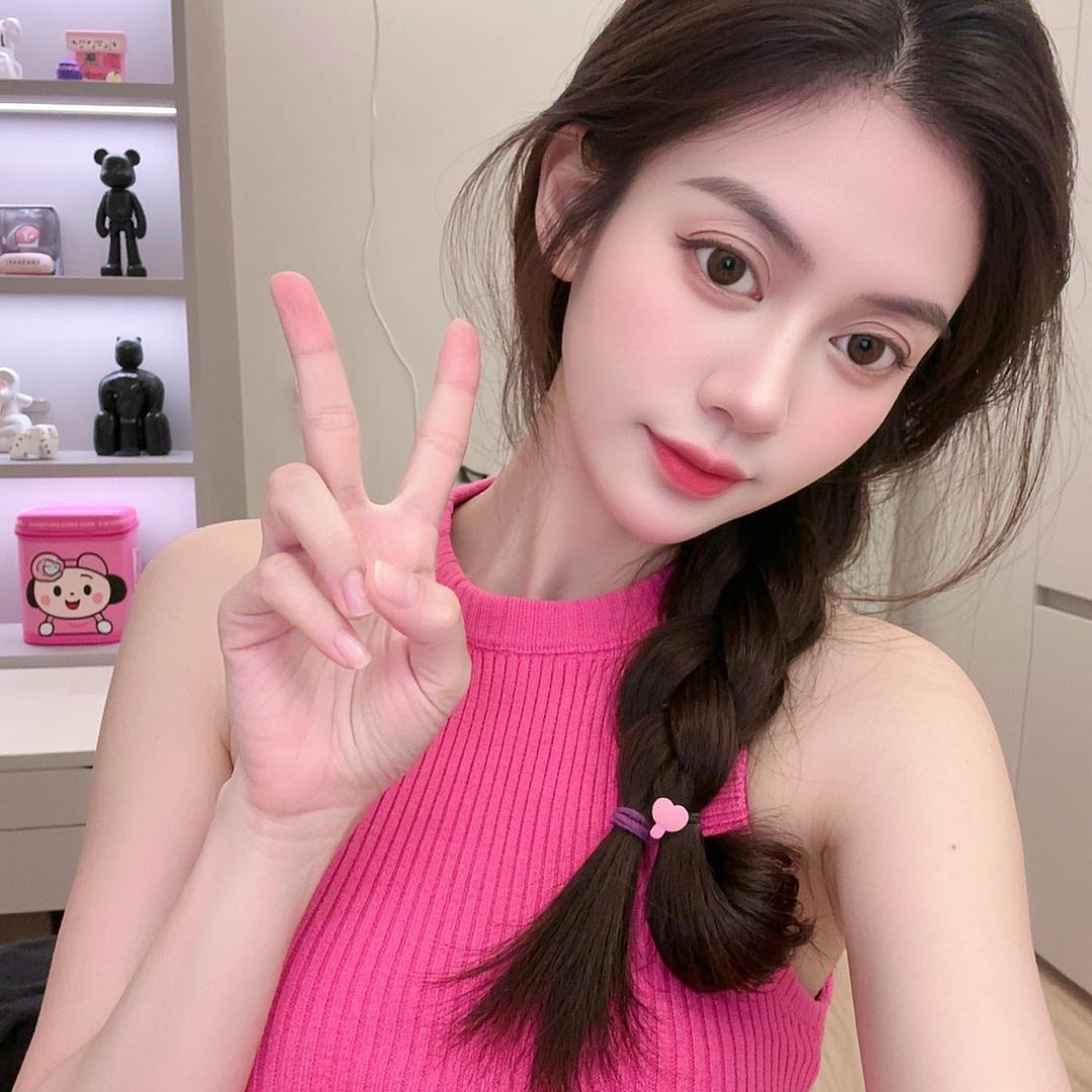 李ᴸⁱ