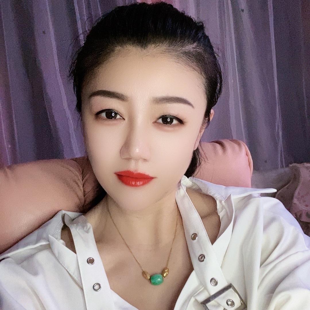 胡一曼