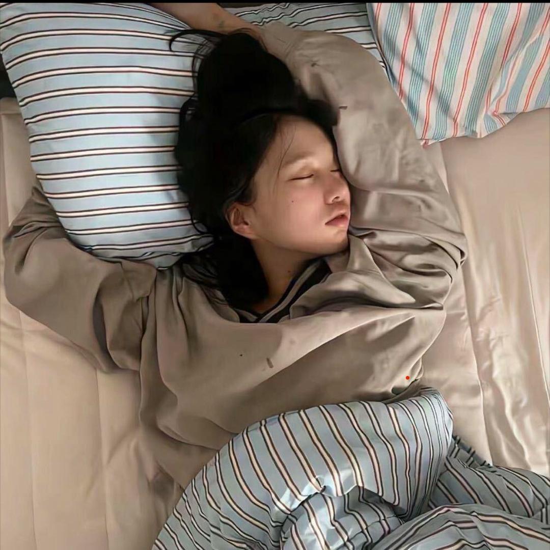 @小李不是小梨.