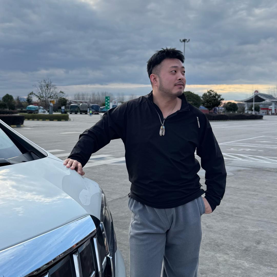 爸道西总陈胡子