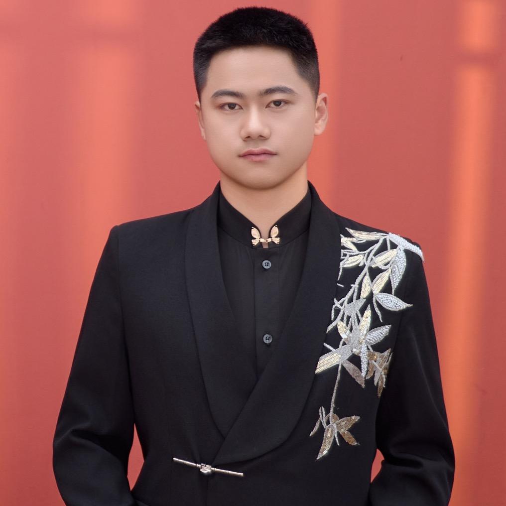 小陈..