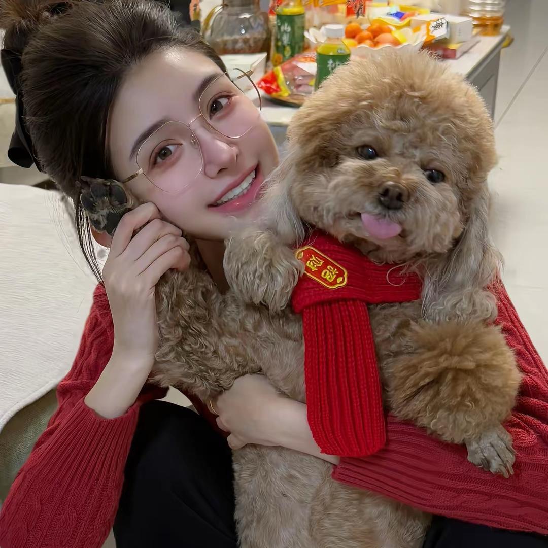 杨晚菀