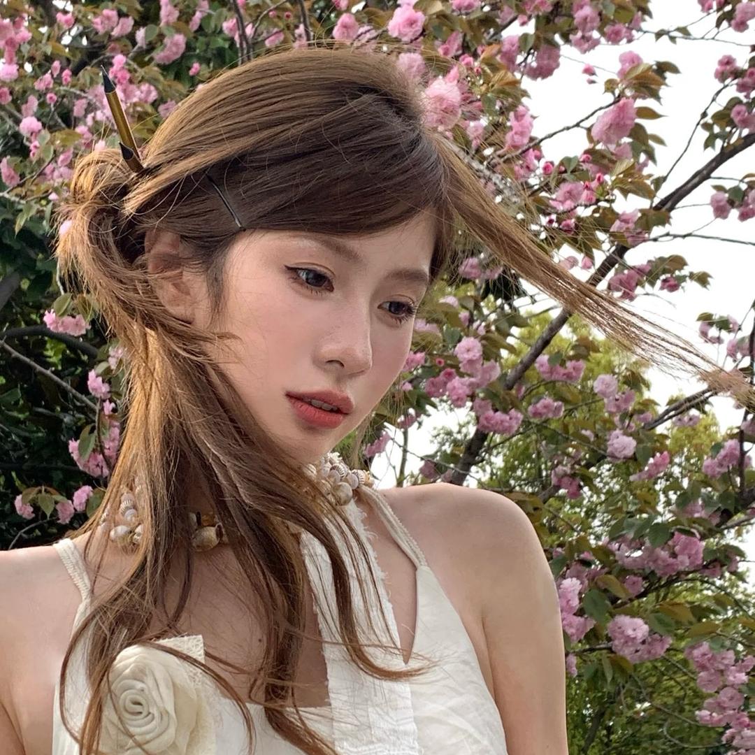 爱笑一只琴