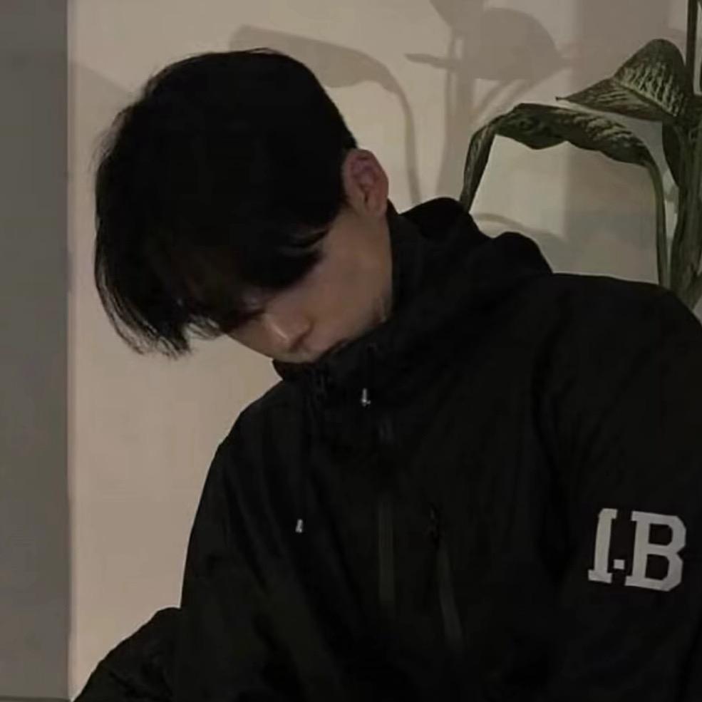 云鹤^