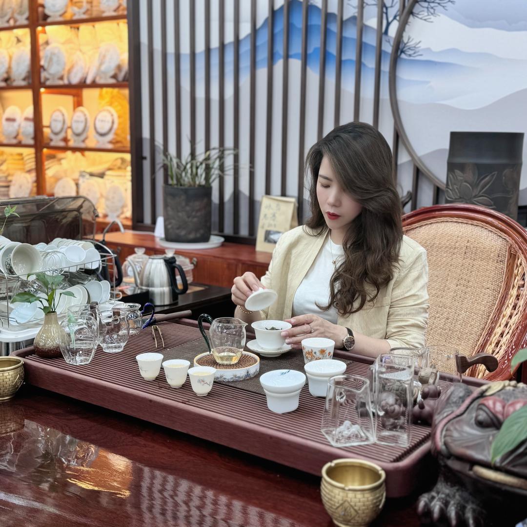 青儿—茗珊鸿
