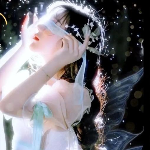 何天真💕