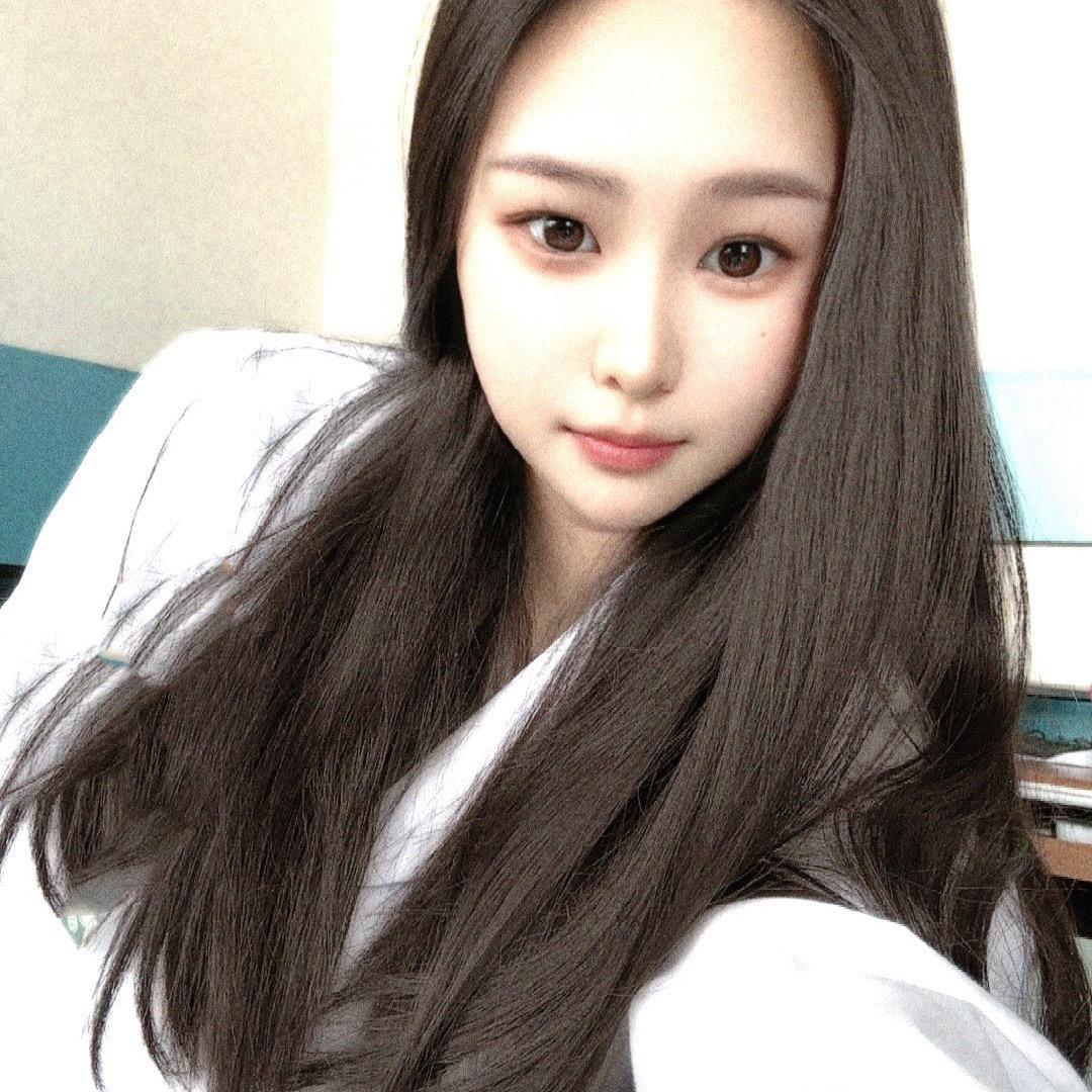 我爱小靳🐣