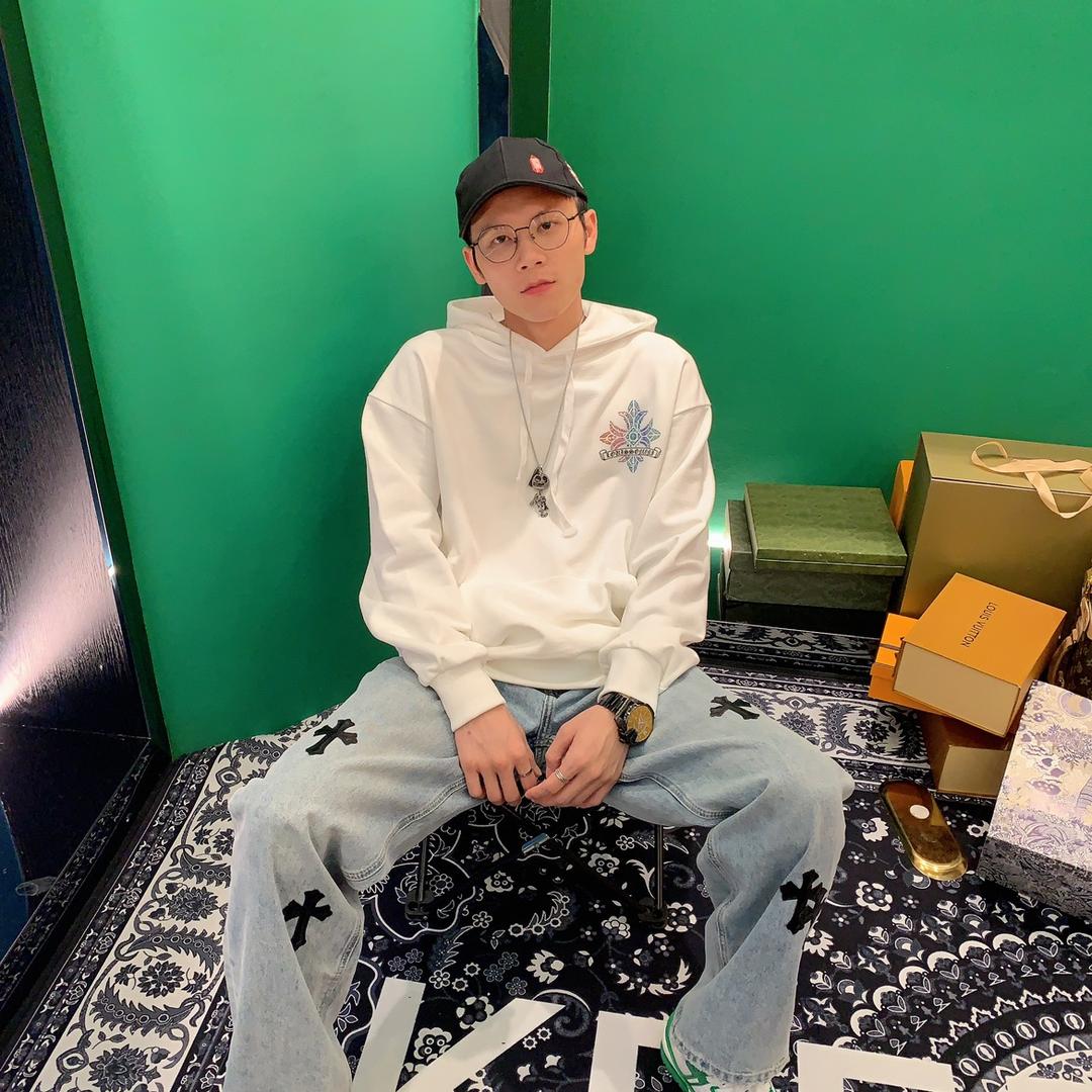 小崔（XCSF）小号不咋直播