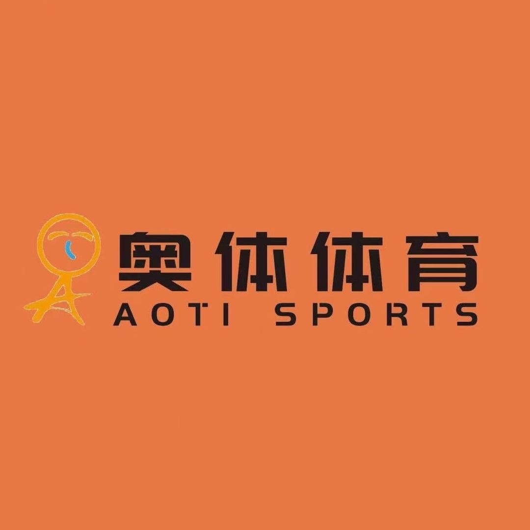 L A运动中心 蔡教练