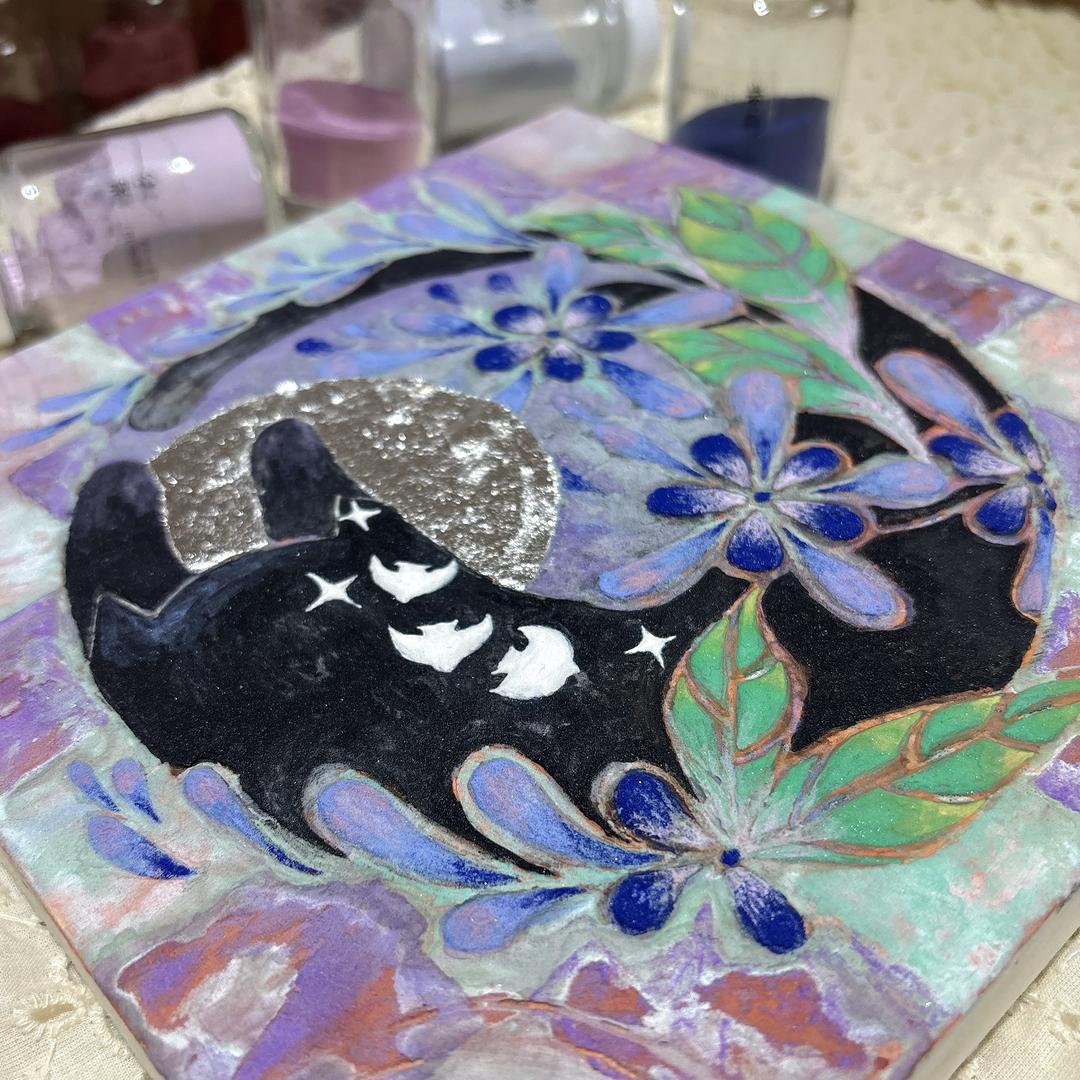 爱吃包菜的菜菜子