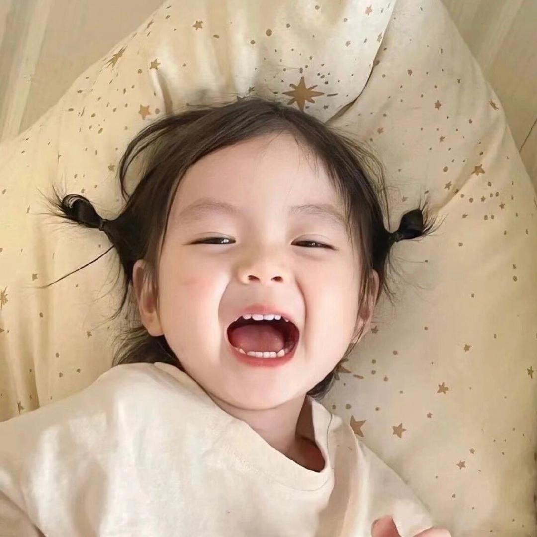 草莓麻麻吖