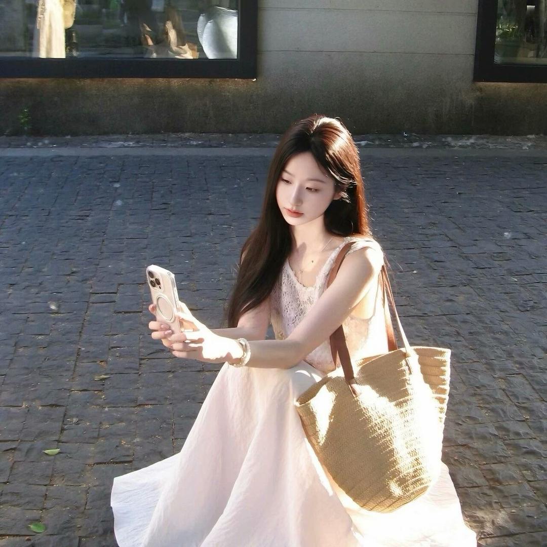 睛睛不计较𓈒𓂂 ˚