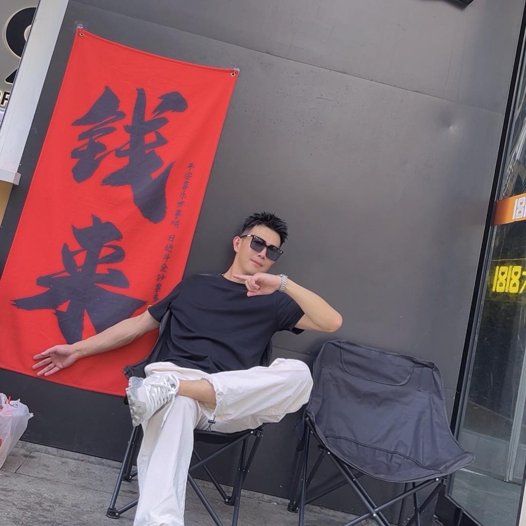 小阿亮-_-