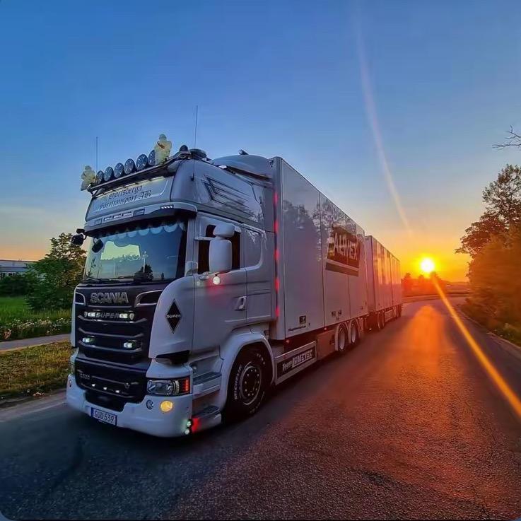 猛踹瘸子那条好腿