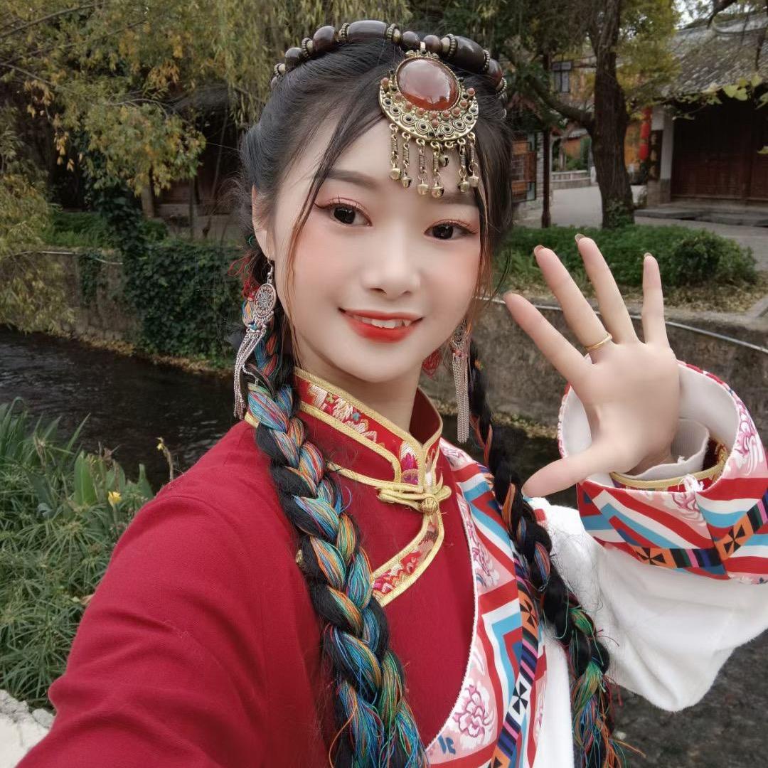 小虎牙婷妹