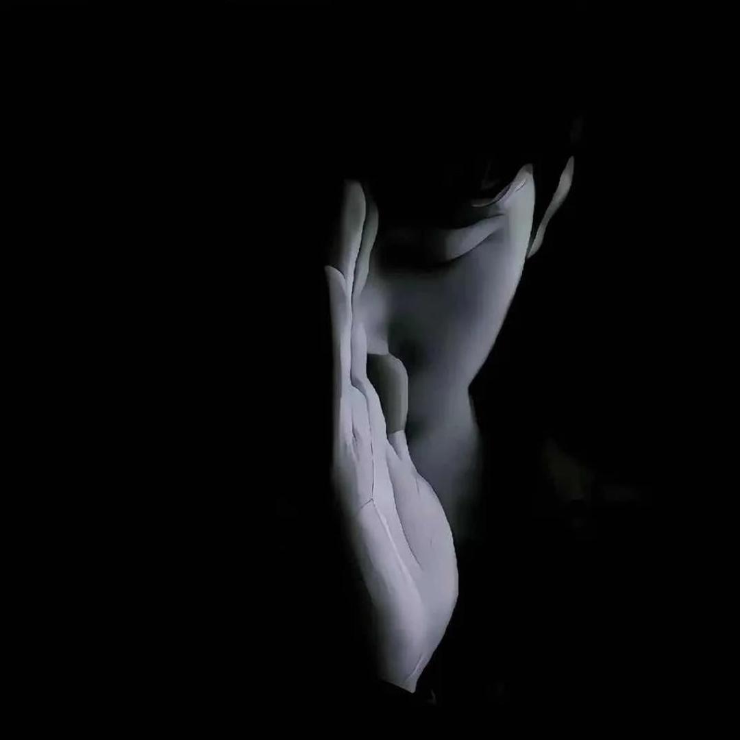 enjoy loneliness