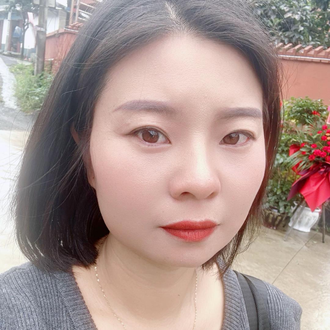 玩遍兴义设计师