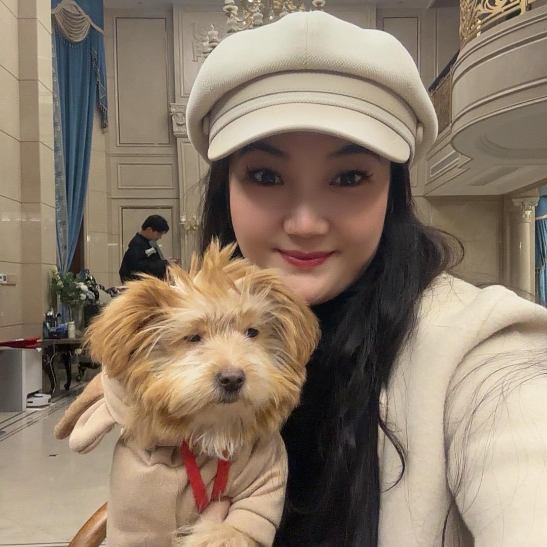 王👸女