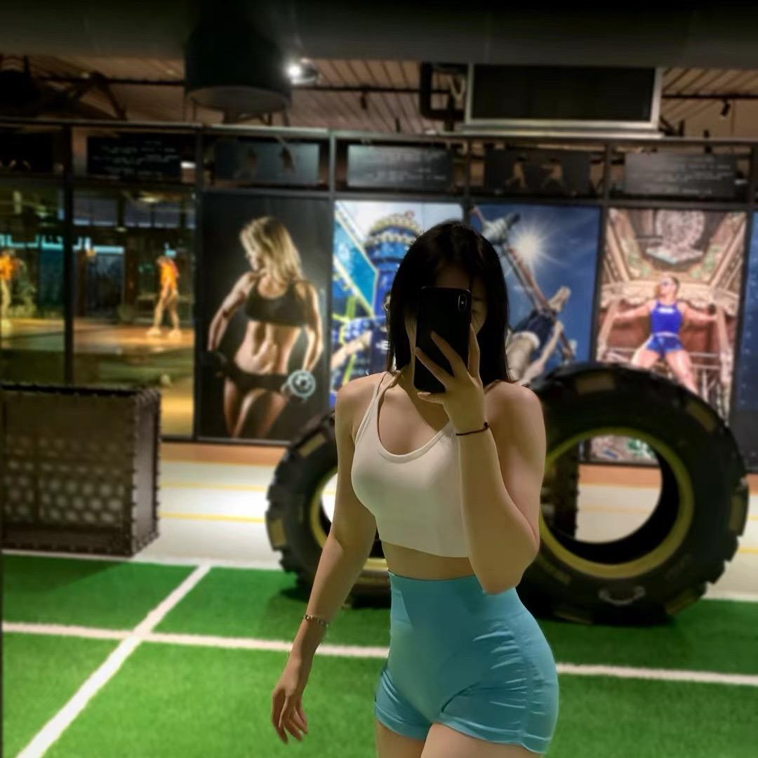 不吃碳水.