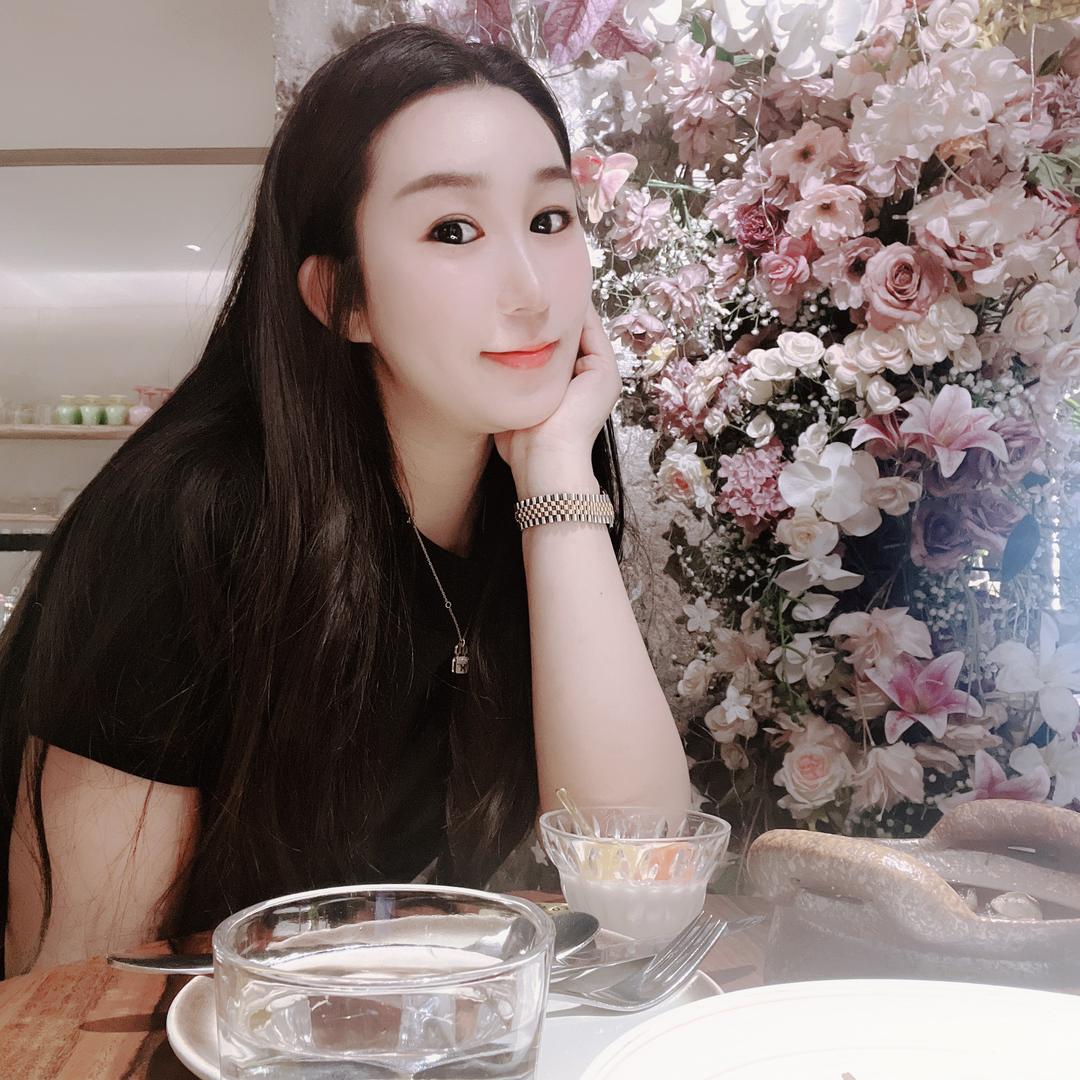 炫客族丽丽