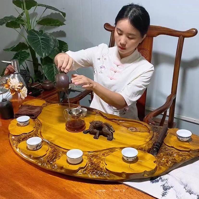 艺工馆根雕木业