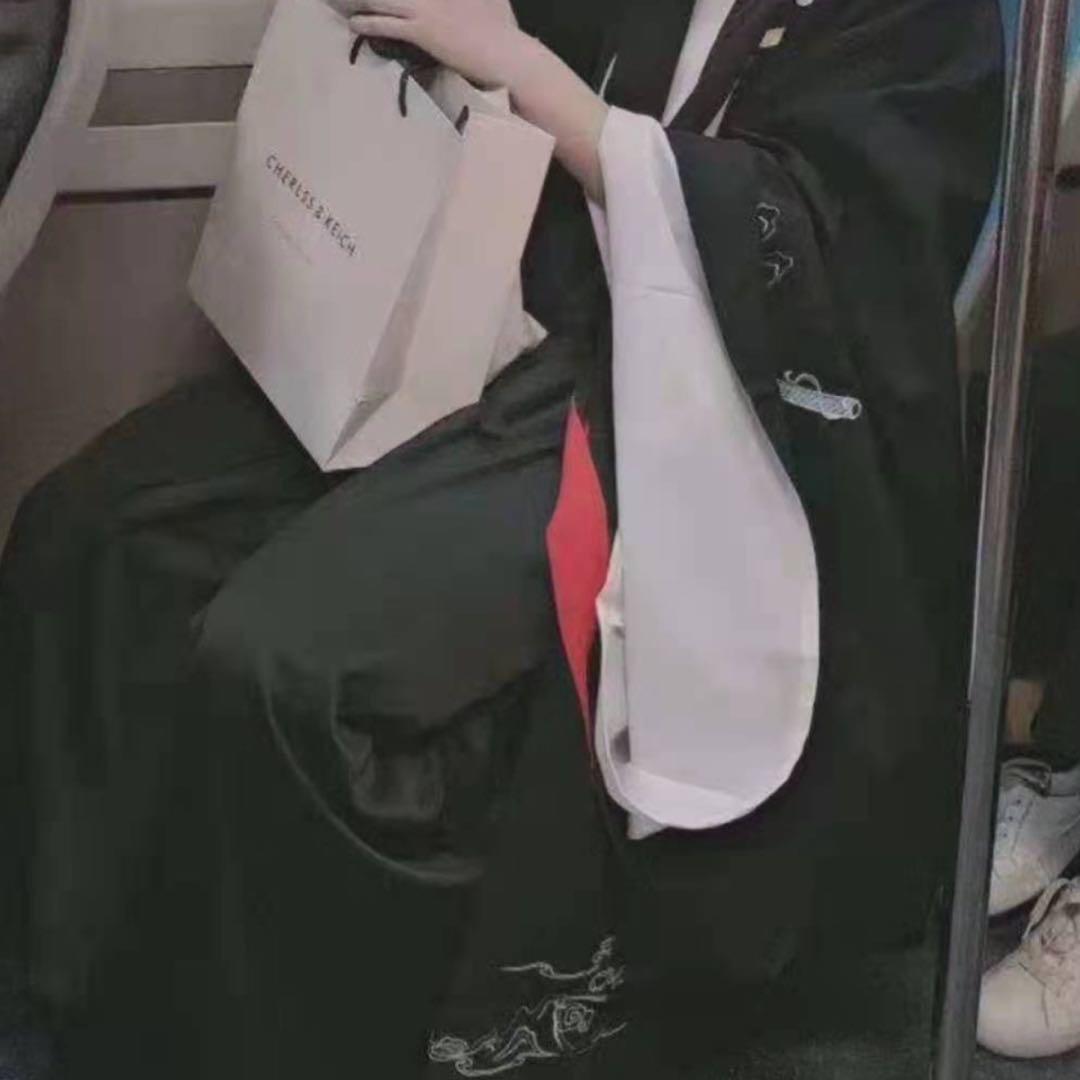 吃饱饱的