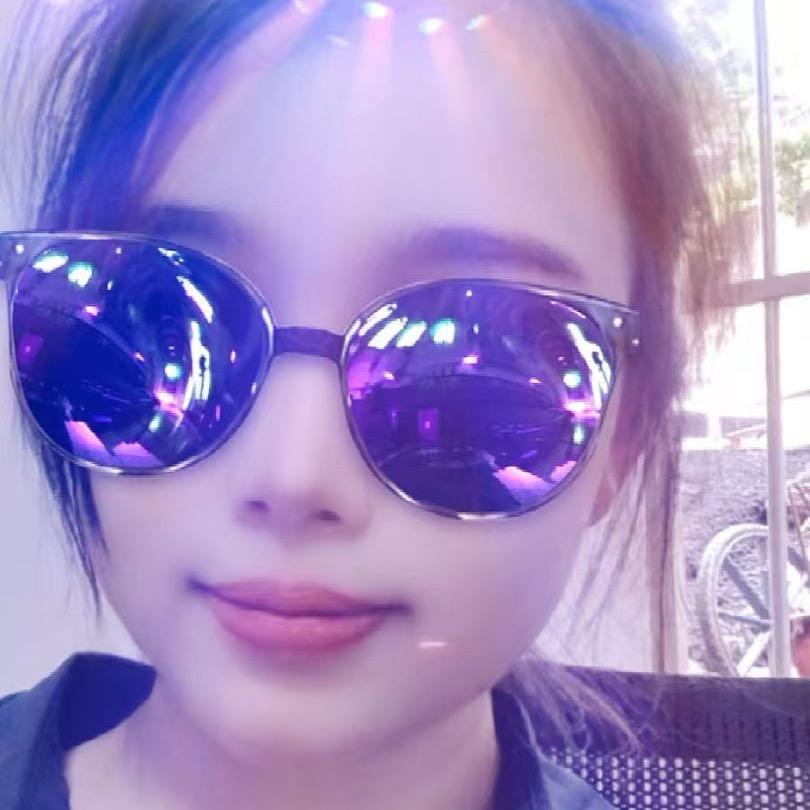 邕城烤猪何姐姐