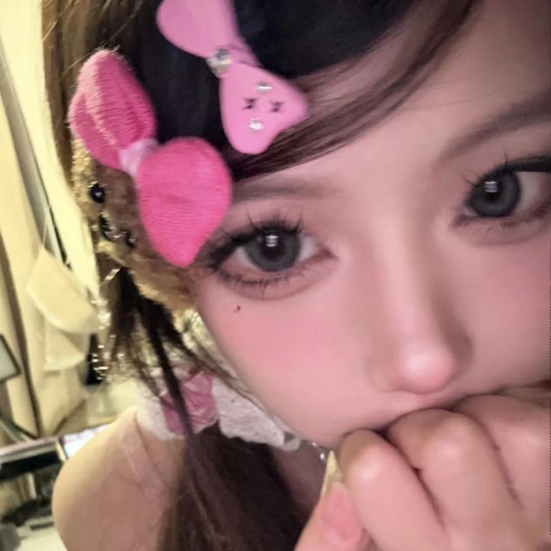 nayeon😆