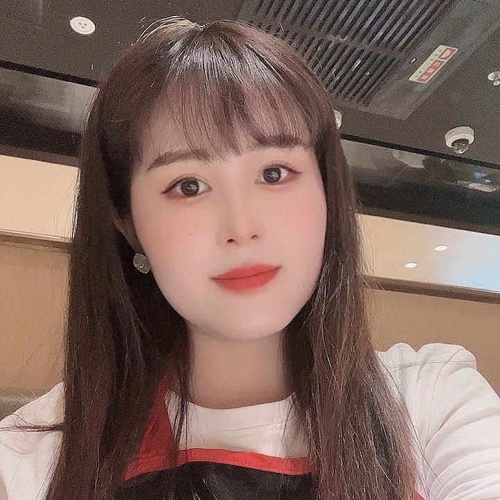大脸呷妹儿