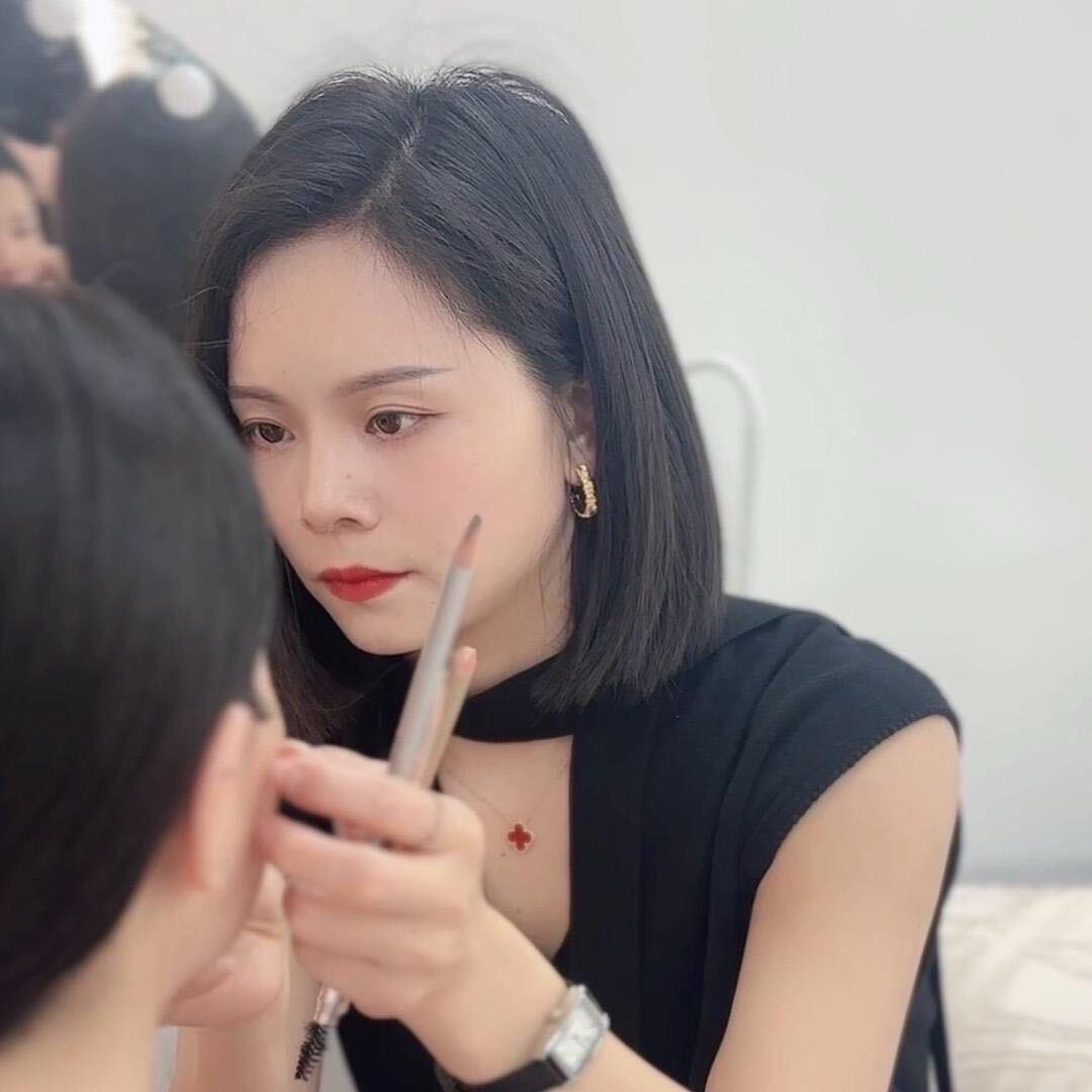 余干眉形设计菲菲