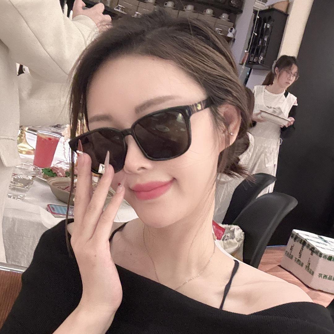 指上花述穿戴甲