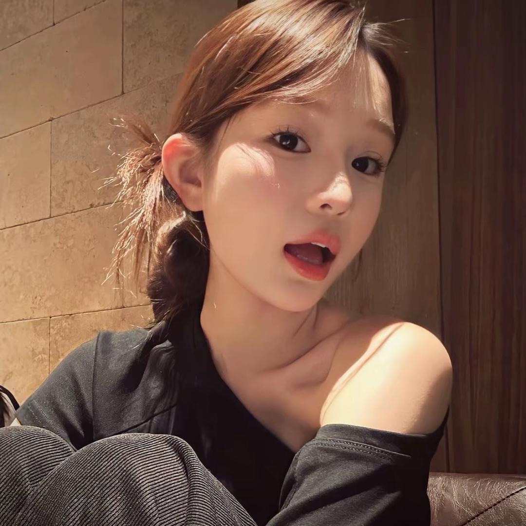 -小 Yi^