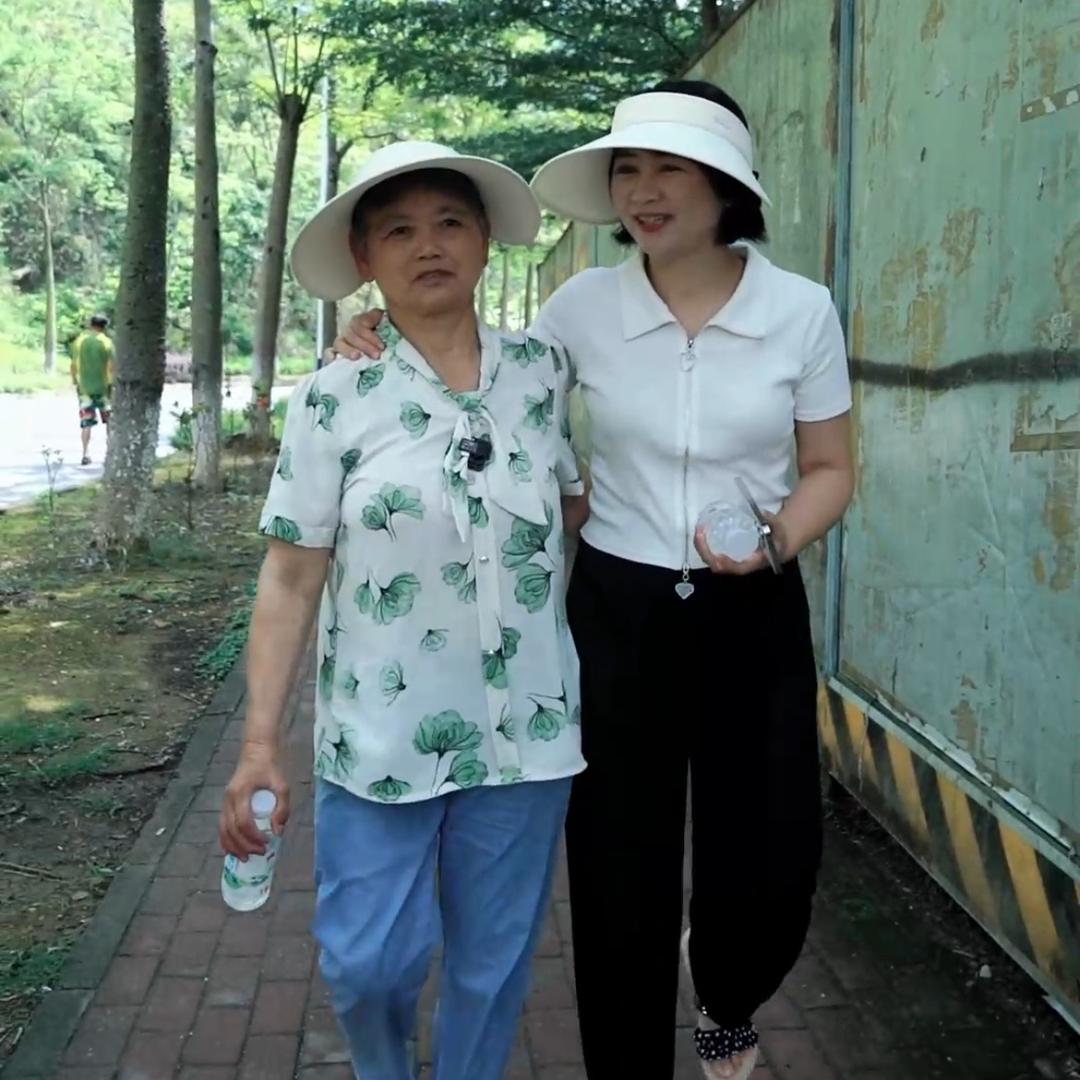 凤儿在巴马