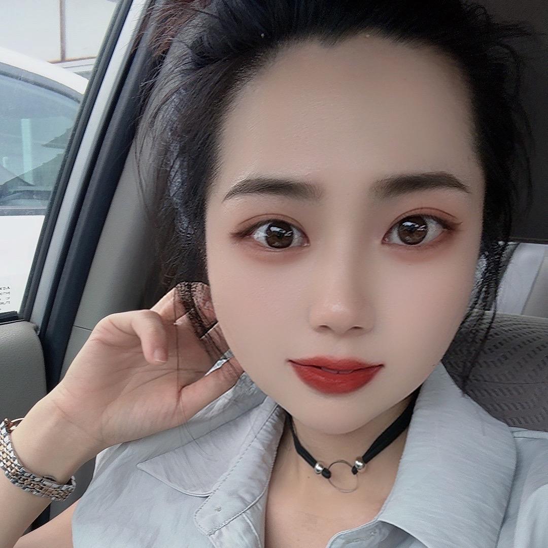 庄小姐（高级🎀美容师）