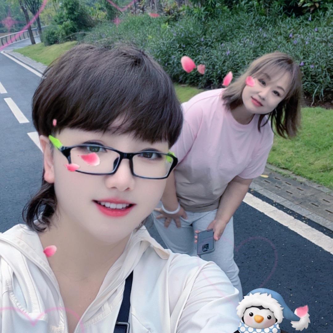 黛草堂植物染养(保利店)