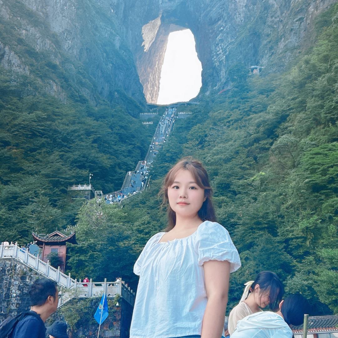 一诺.