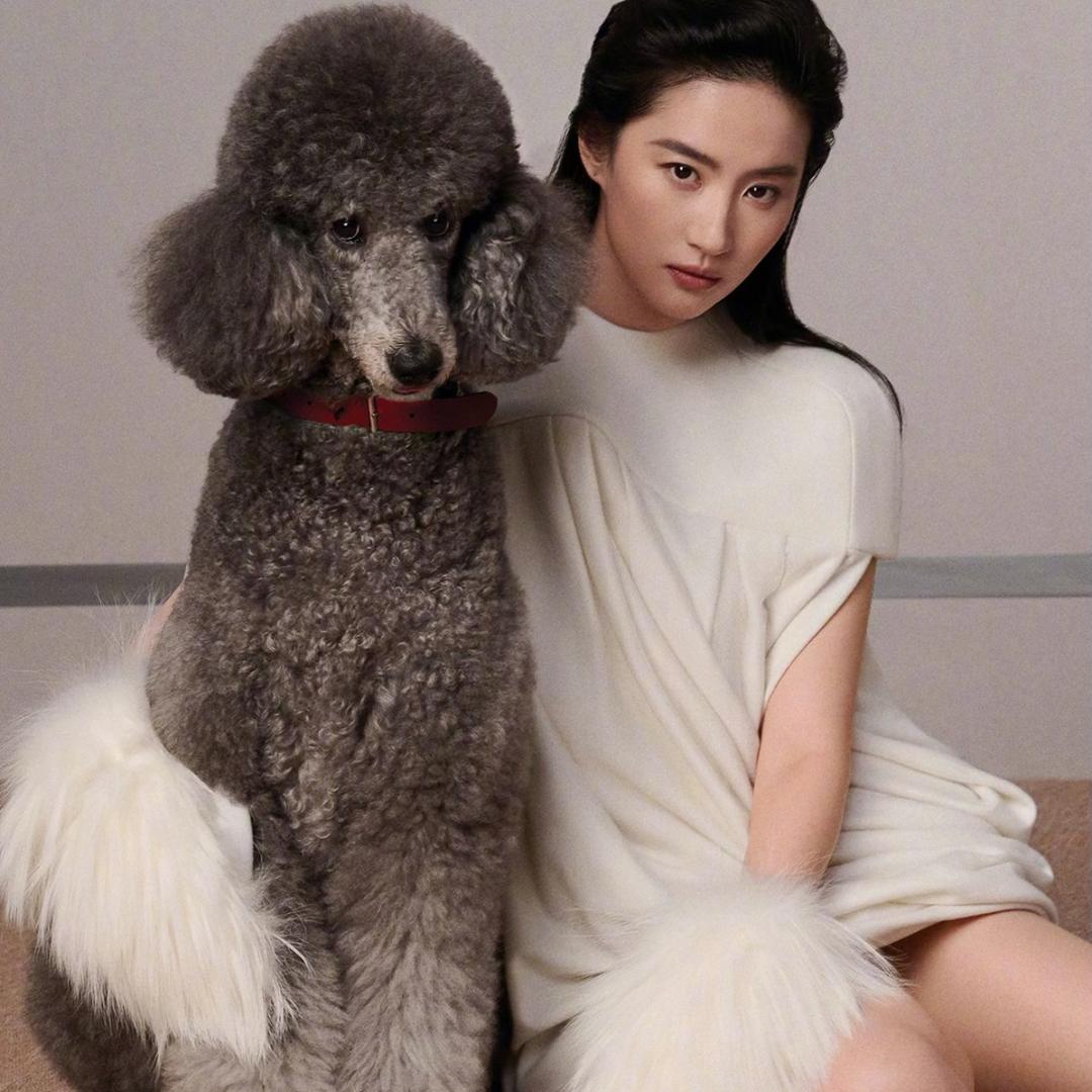 不多卡里就三千万