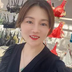 洪湖心怡家店主