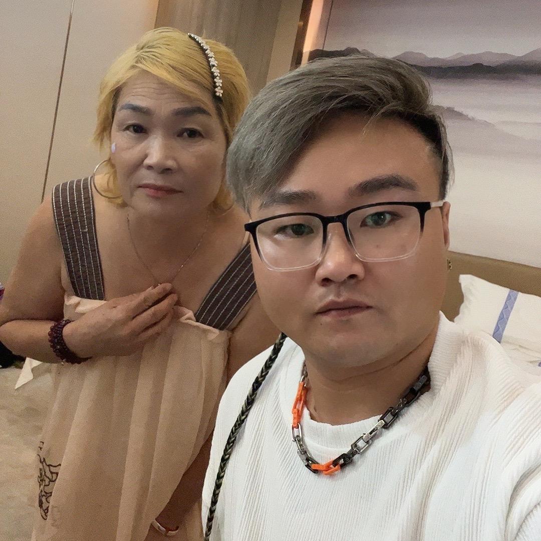 阿亮 本月结婚