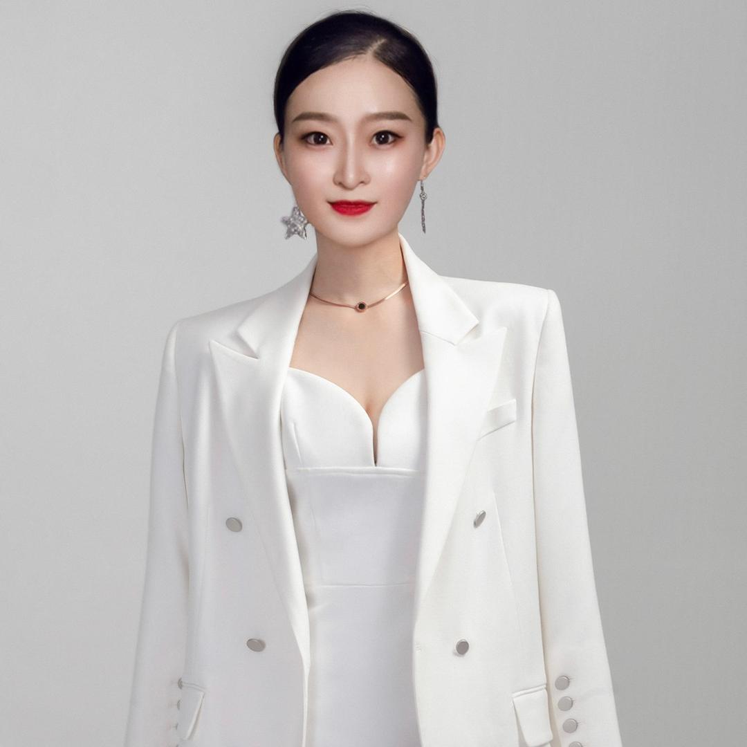 后春妆春晓老师