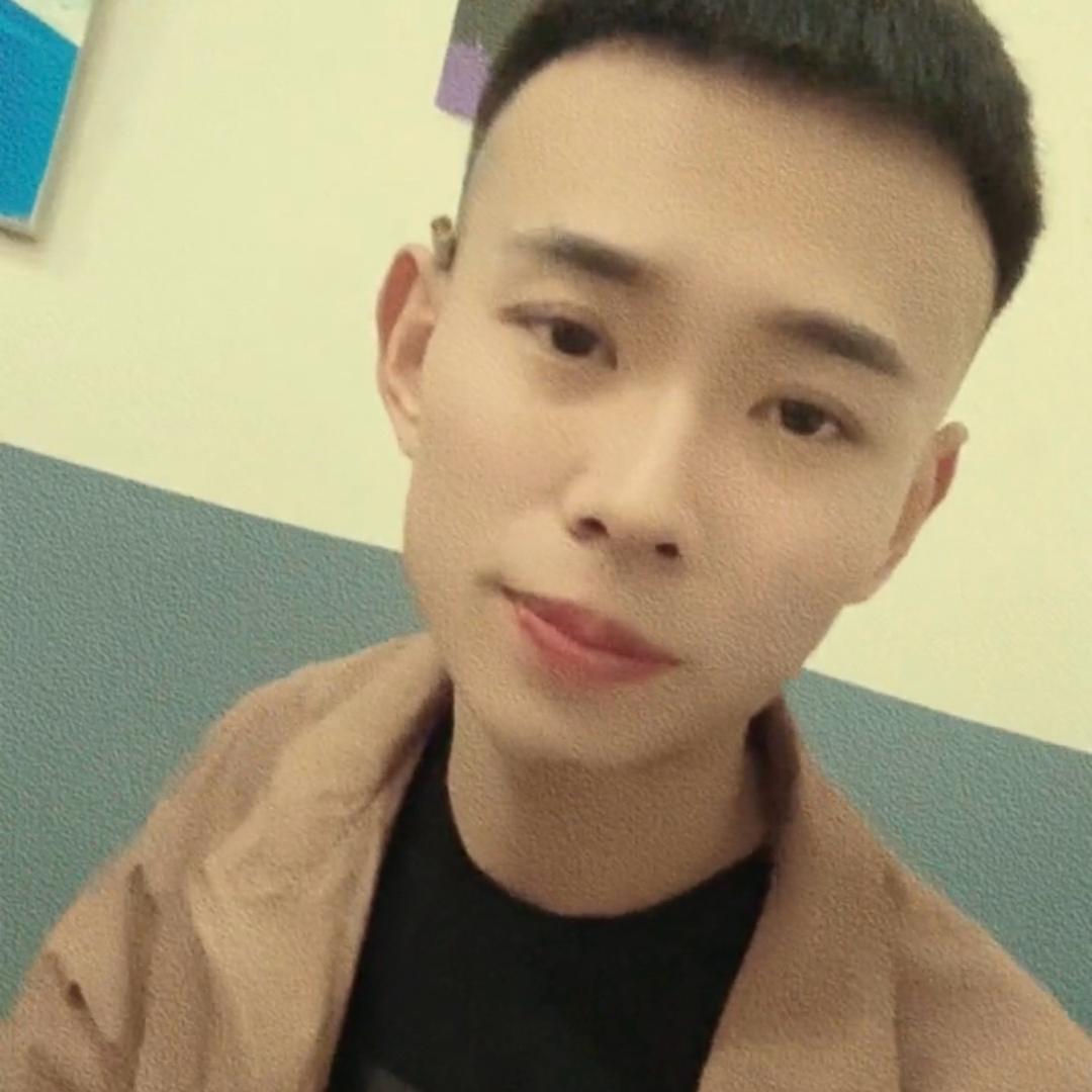 魏家大少